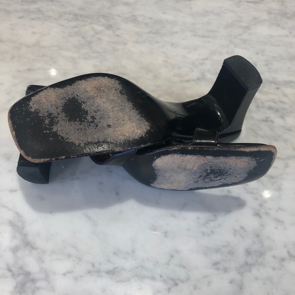 Authentic Ferragamo Block Heel w/ Square Toe - Picture 6 of 7